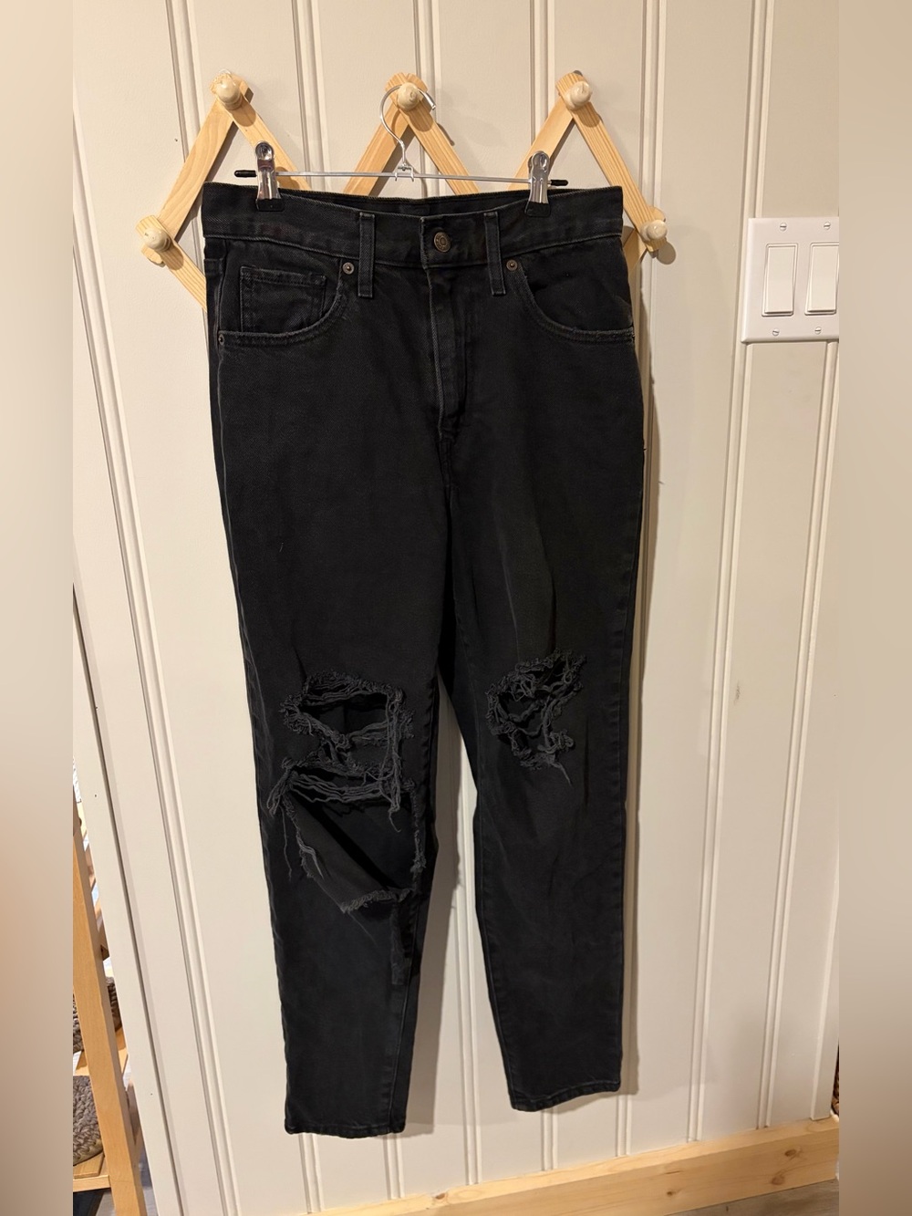 Levi’s High waisted Mom Jean